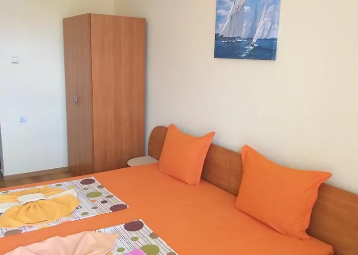 Casa de hóspedes Ivanovi 3*